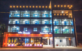 Отель Onda D'oro Hostel  Йосу